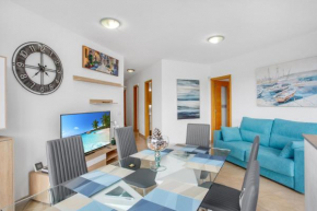 OCEAN BLUE, Next to the Ocean, Fast Wi-Fi, Parking